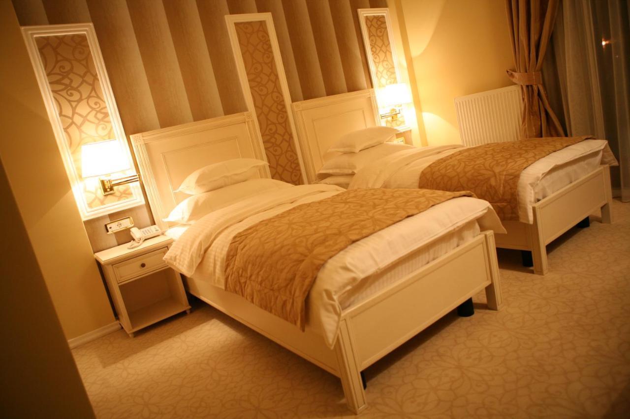 Hotel Villa Viktorija Баня Лука Екстериор снимка